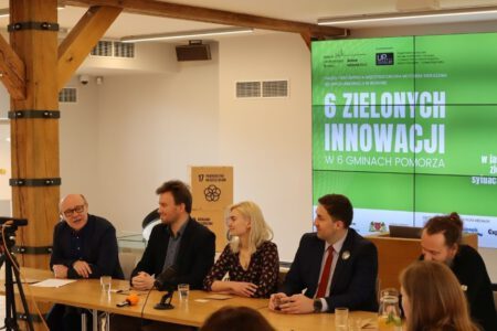 zdjęcie z inauguracji projektu zielone innowacje